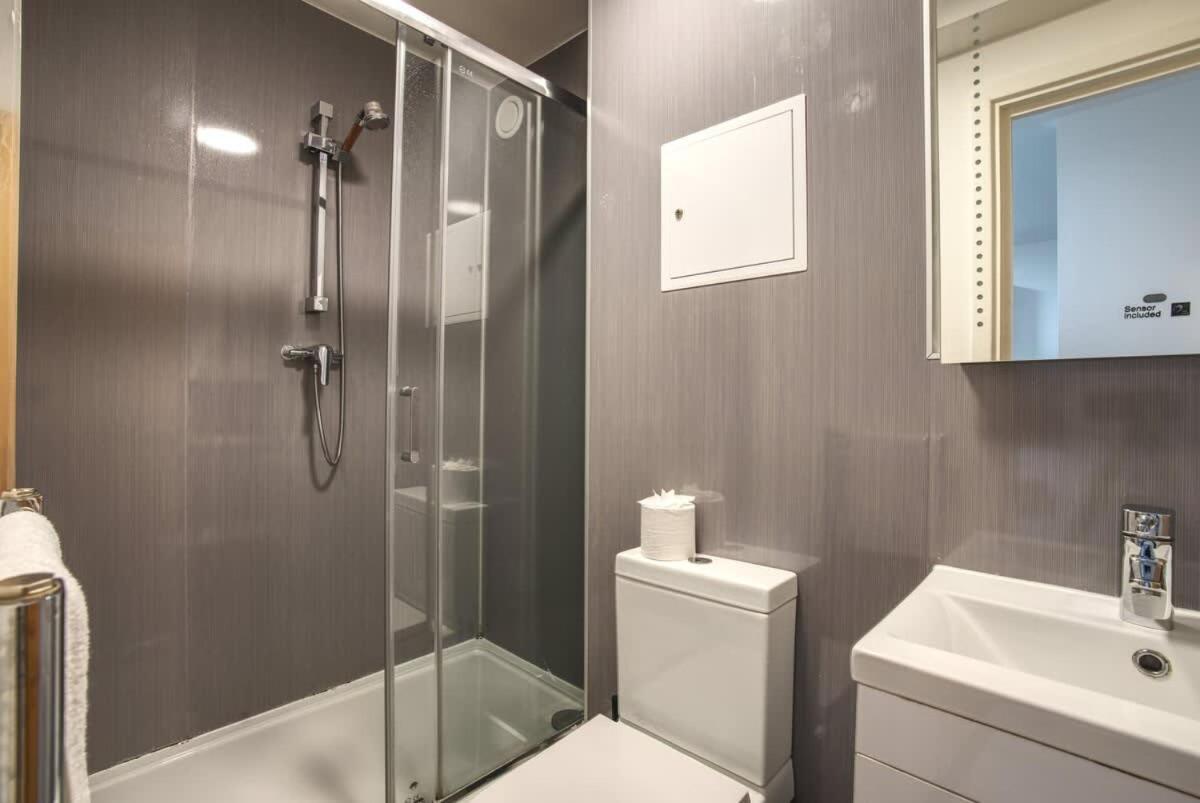 2Br City Centre Apt, Self Check In, Wifi, By Derbnb Sheffield Exterior foto