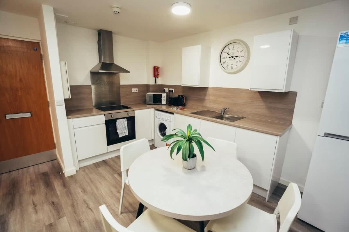 2Br City Centre Apt, Self Check In, Wifi, By Derbnb Sheffield Exterior foto